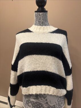 ROLLA'S Black and White Wide-Stripe Crewneck Sweater